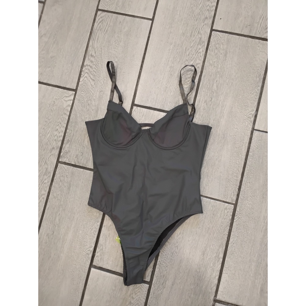 Basix Basic Black Iridescent One-Piece Swimsuit Size M — Underwire